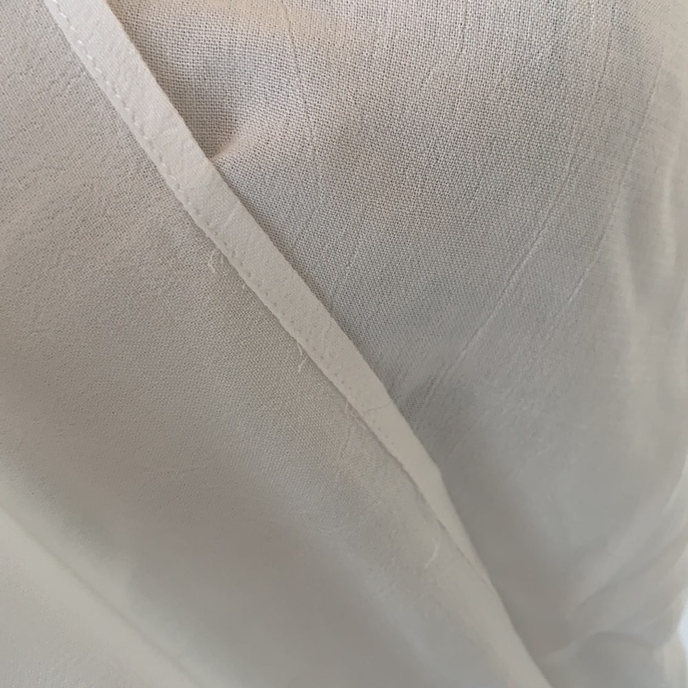 ❌DONATED❌Off White Long Bell Sleeve Oversized V-neck Tie Top - Picture 13 of 17